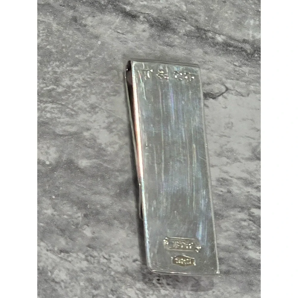 Tiffany & Co. Money Clip Sterling Silver Gift with Pouch And Box No Engravings